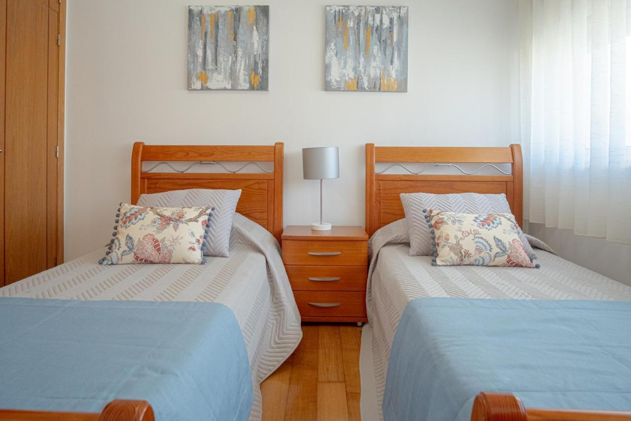 8 Rodrigues Family House - Villa With Patio Nazare Bagian luar foto